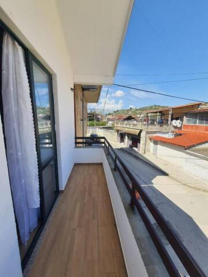 Vila 32 Berat Bagian luar foto
