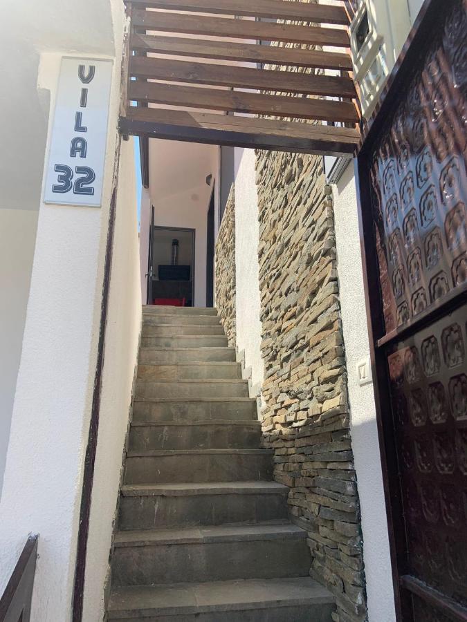 Vila 32 Berat Bagian luar foto
